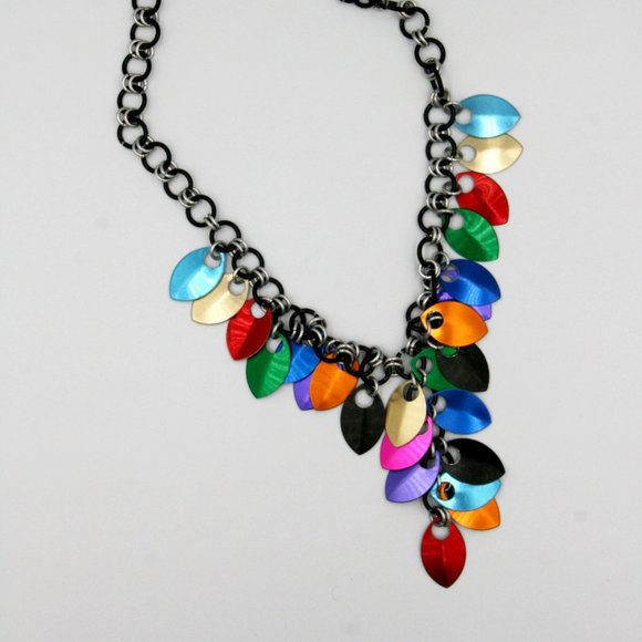 Handmade Multicolor Leaves Necklace - Picture 4 of 4
